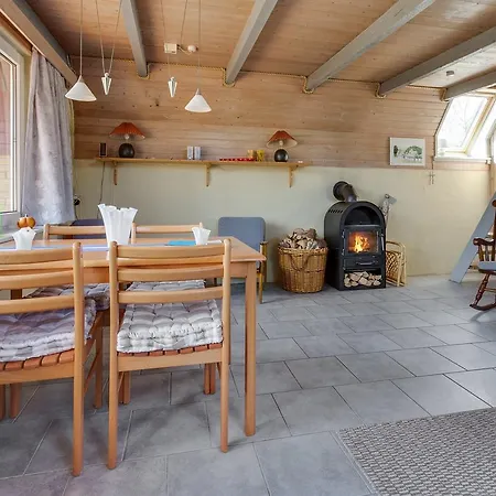 Two-bedroom Holiday In Дом отдыха *